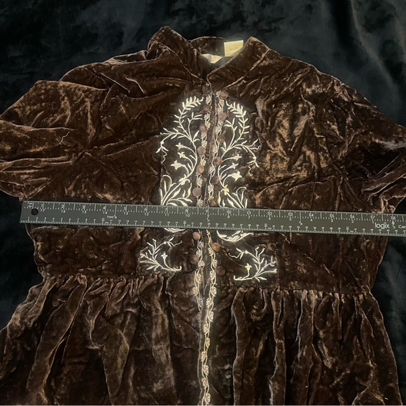 Stetson Velvet Embroidered Tunic Top • Vintage Western - Picture 11 of 11